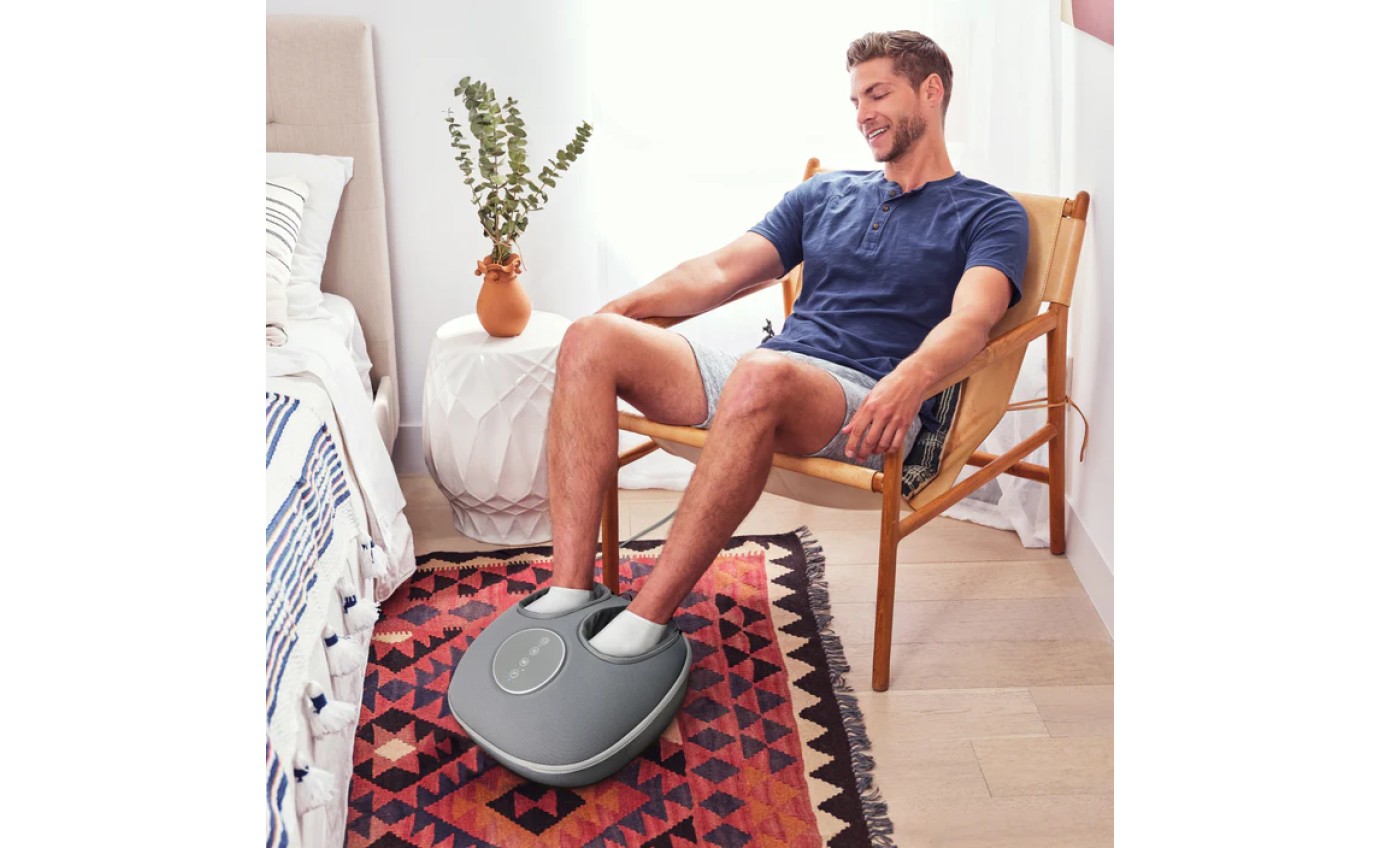 Homedics Shiatsu Air Deluxe Massager with Heat FMS348GYAU