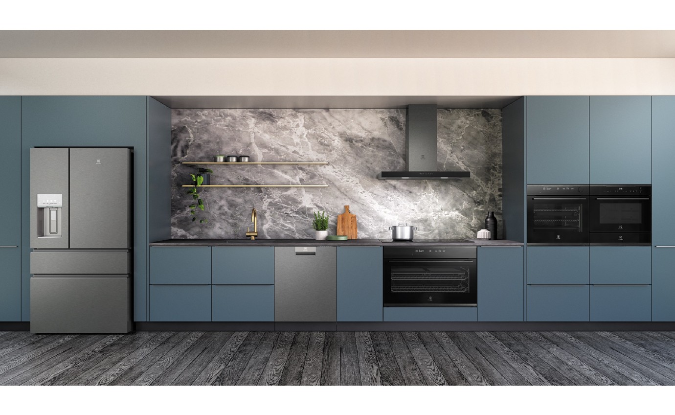 Electrolux 609L French Door Fridge (Dark Stainless Steel) EHE6899BA
