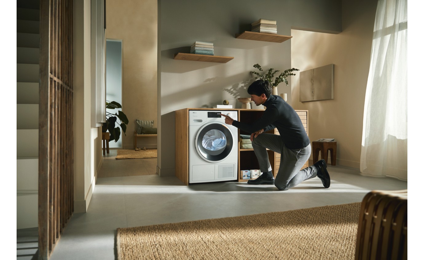 Miele 9kg T1 Heat Pump Dryer TWD640WP