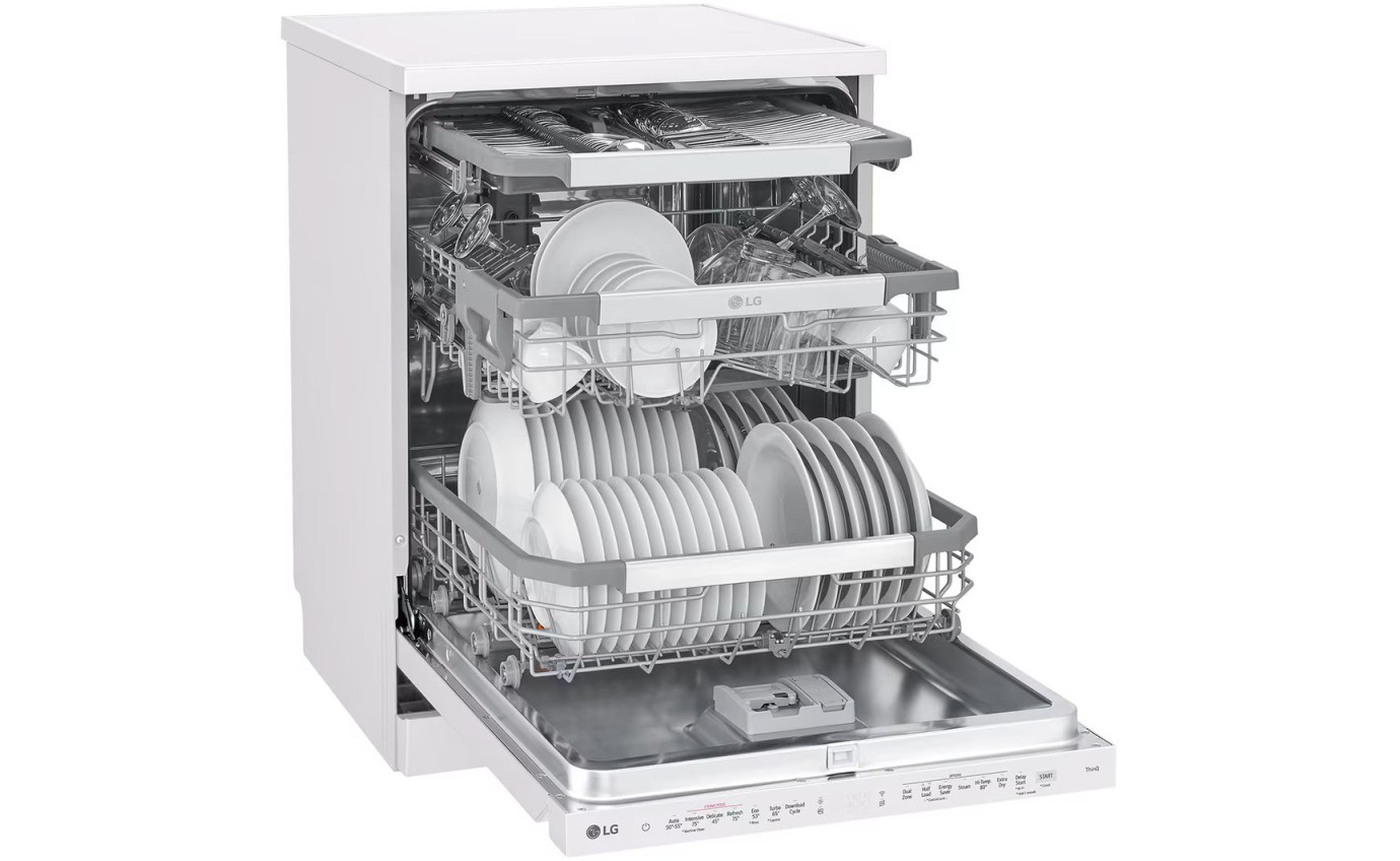 LG 60cm QuadWash&reg; Freestanding Dishwasher (Essence Matte White) XD3A25MW