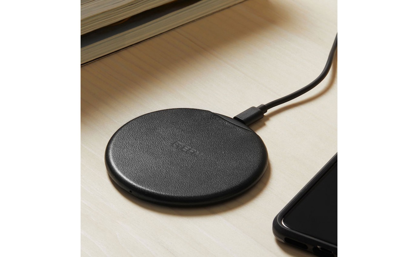 EFM 15W Qi Leather Wireless Charge Pad EFWPLUL900BLA