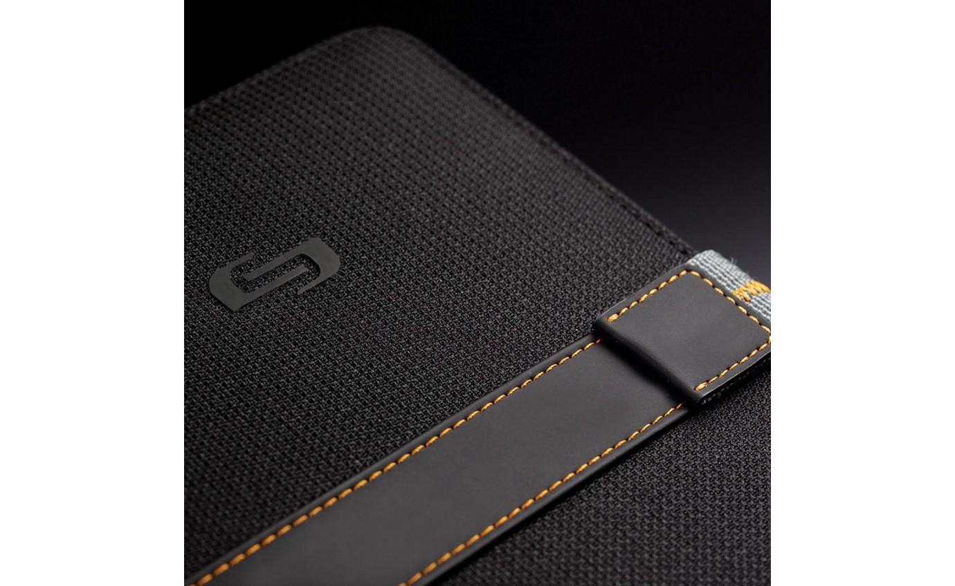 Solo Metro Universal 8.5 inch - 11 inch Tablet Case (Black) UBN2214